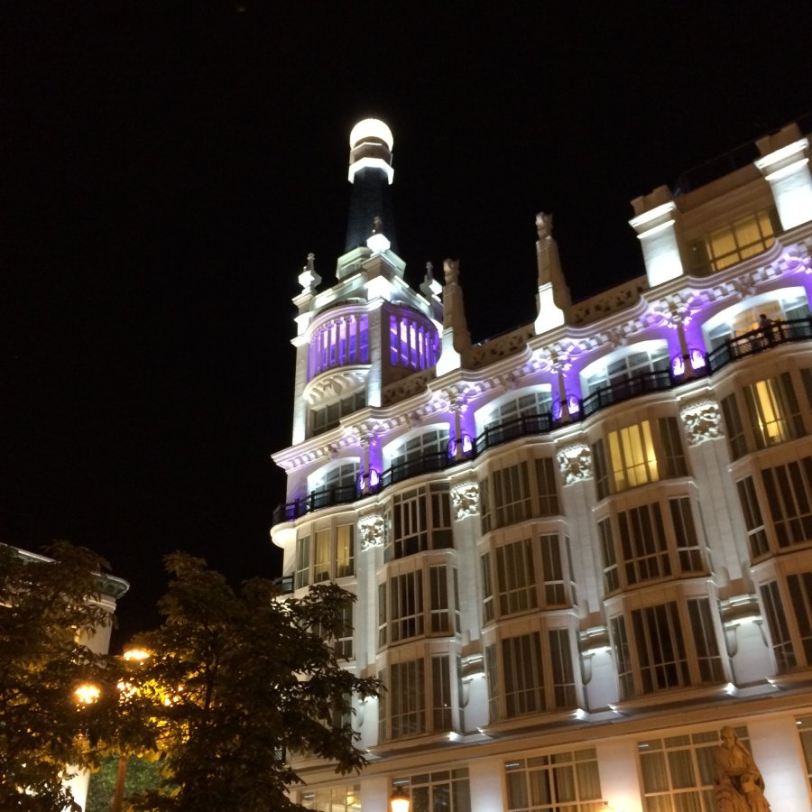 AIL Madrid - Club +50 -no accommodation - 1 week